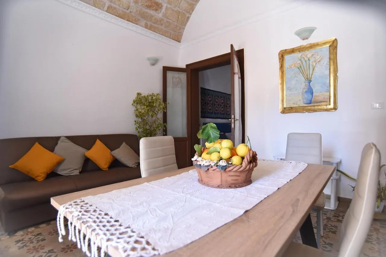 L'Arco Apartment Terrasini