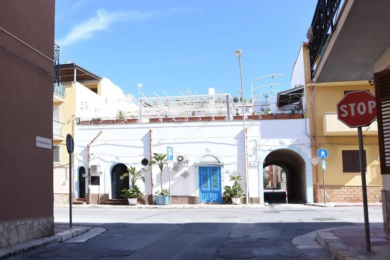 L'Arco Apartment Terrasini Italy