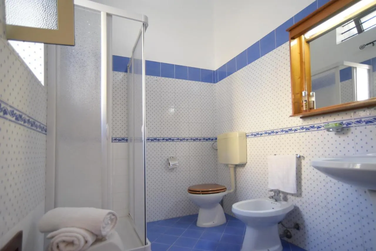 L'Arco Apartment Terrasini 0*,